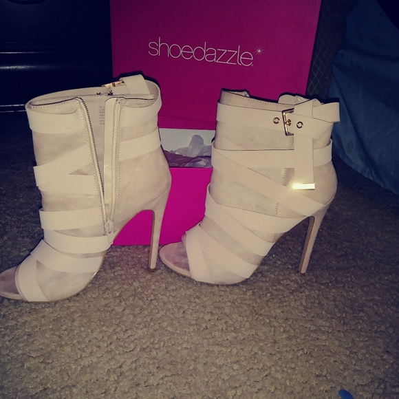 Heals 241 - Picture 7 of 7